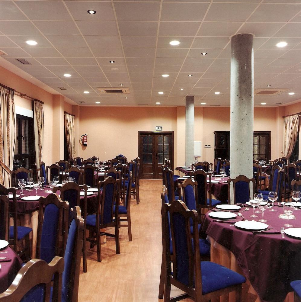 Hotel Casa Aurelia Villaralbo المطعم الصورة