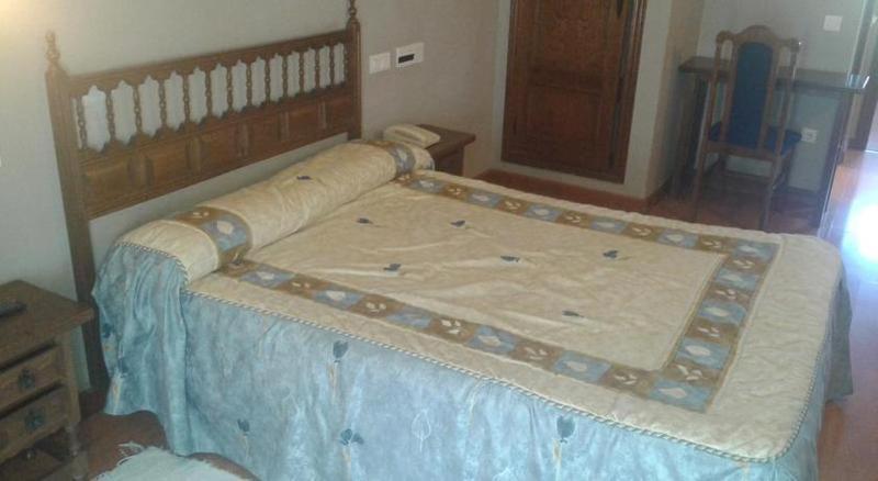 Hotel Casa Aurelia Villaralbo الغرفة الصورة